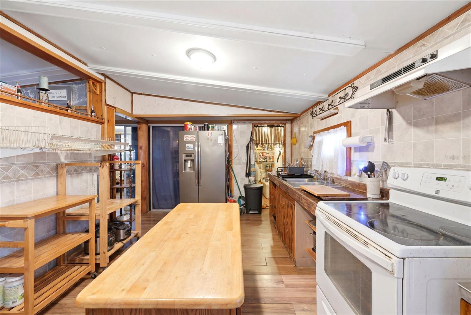 PINE TREE ACRES - Residential