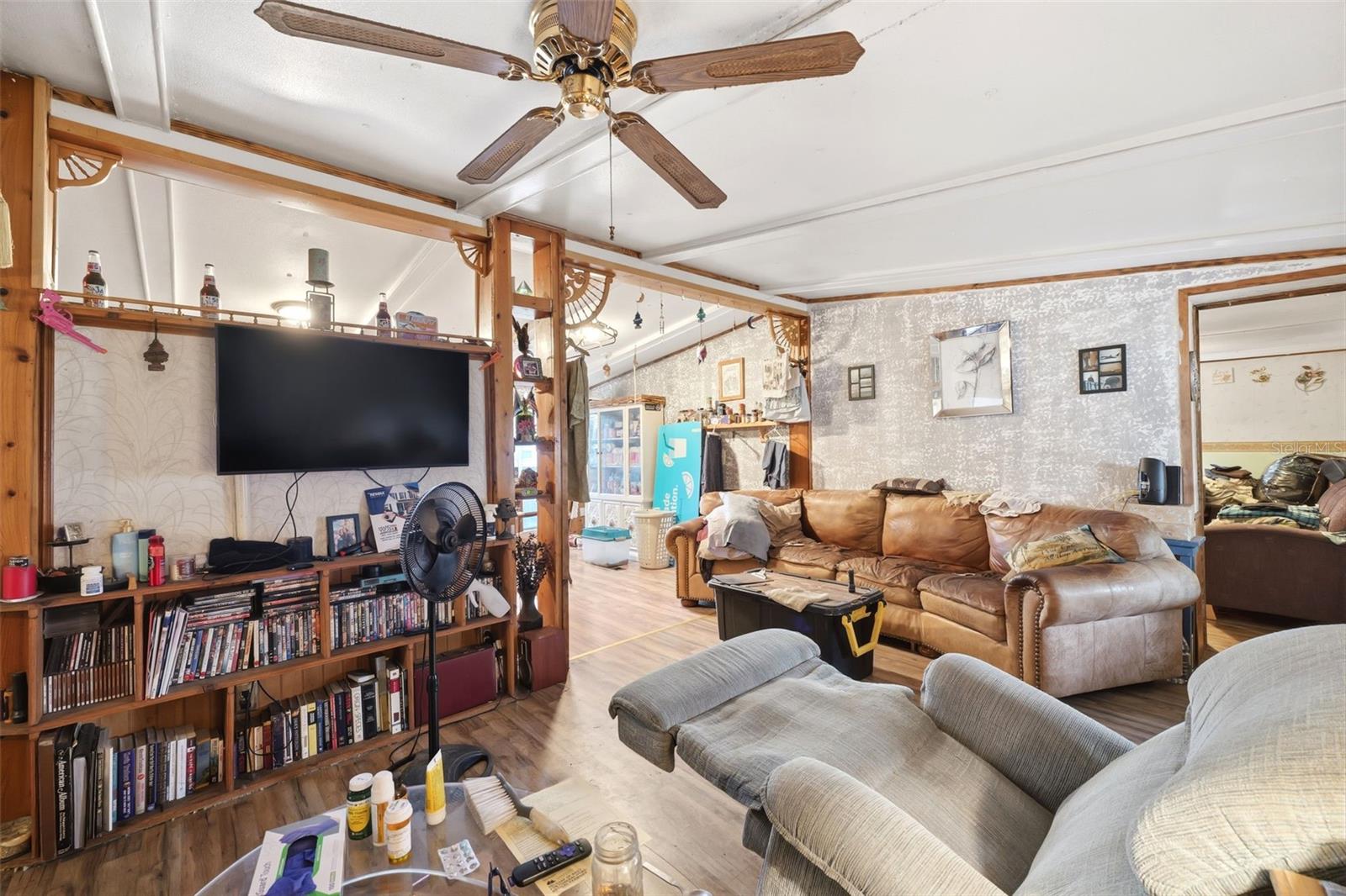 PINE TREE ACRES - Residential