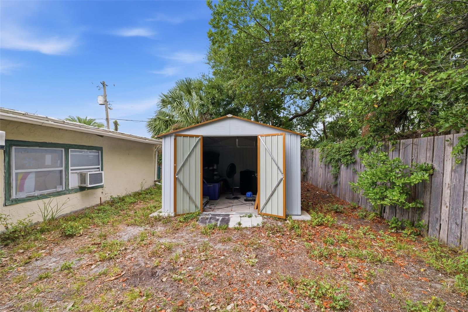 PINE TREE ACRES - Residential