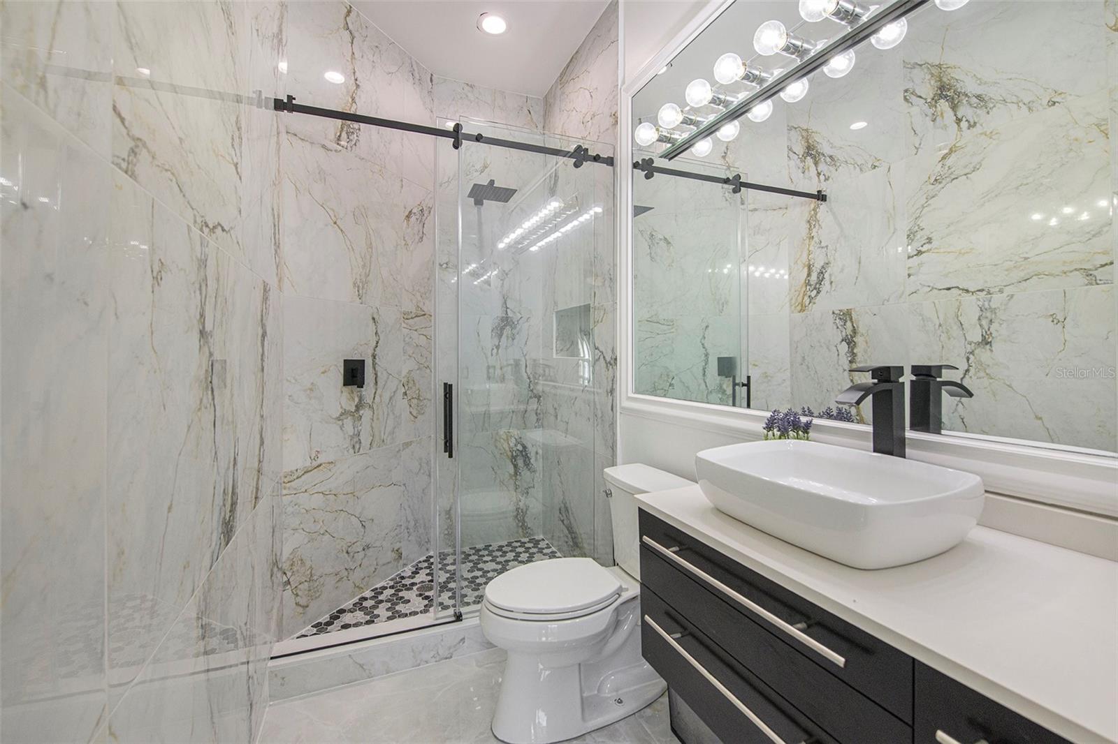 TAMPA PALMS 4A UNIT 2B5 - Residential