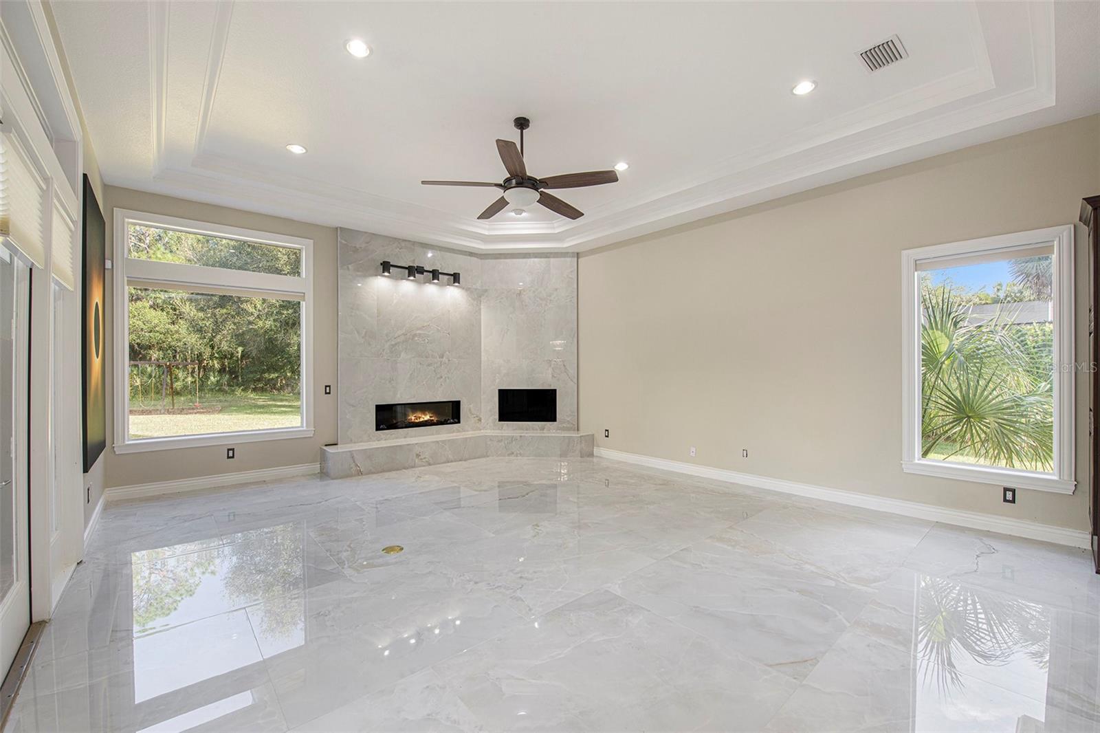 TAMPA PALMS 4A UNIT 2B5 - Residential