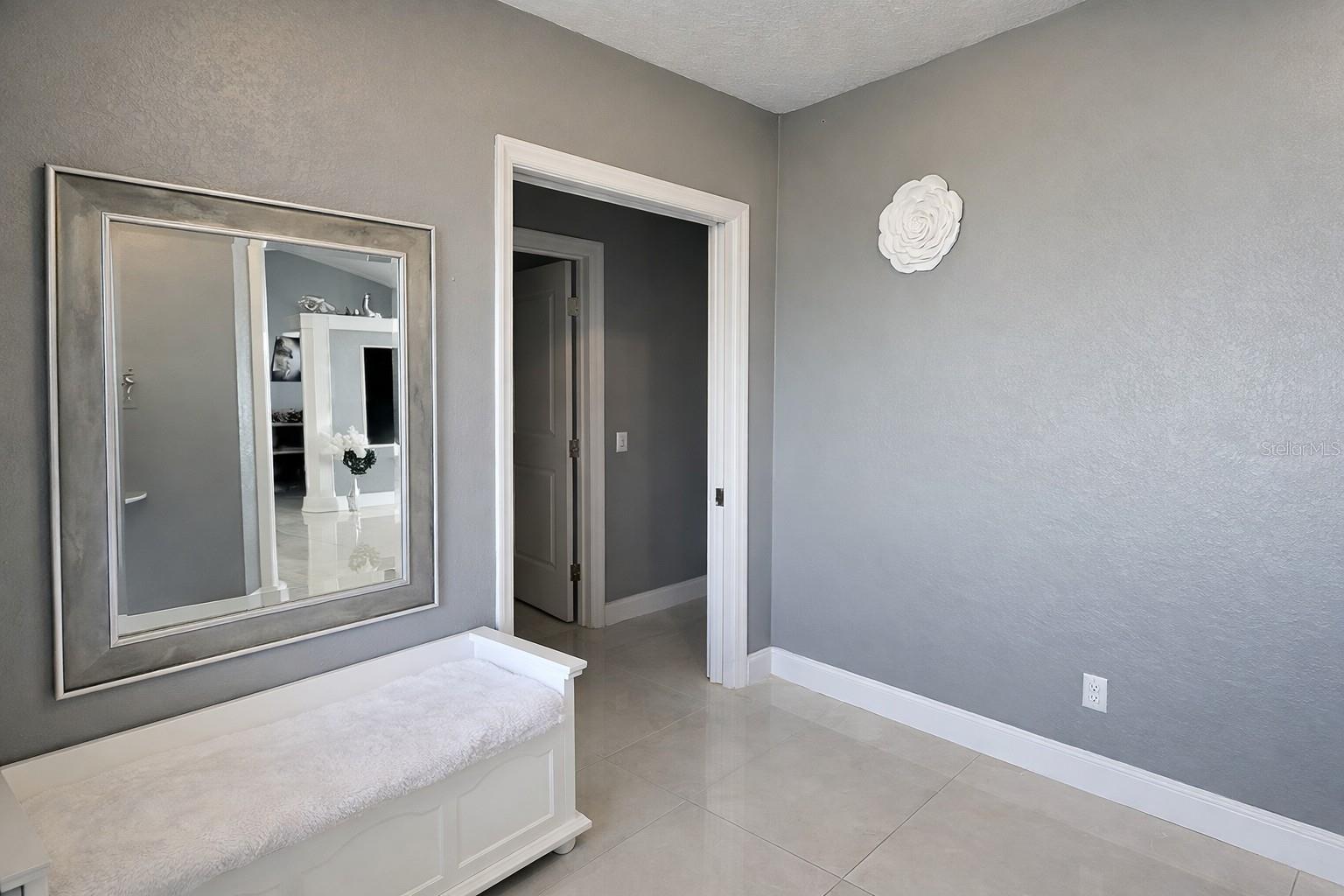 HERITAGE LAKE ESTATES - Residential