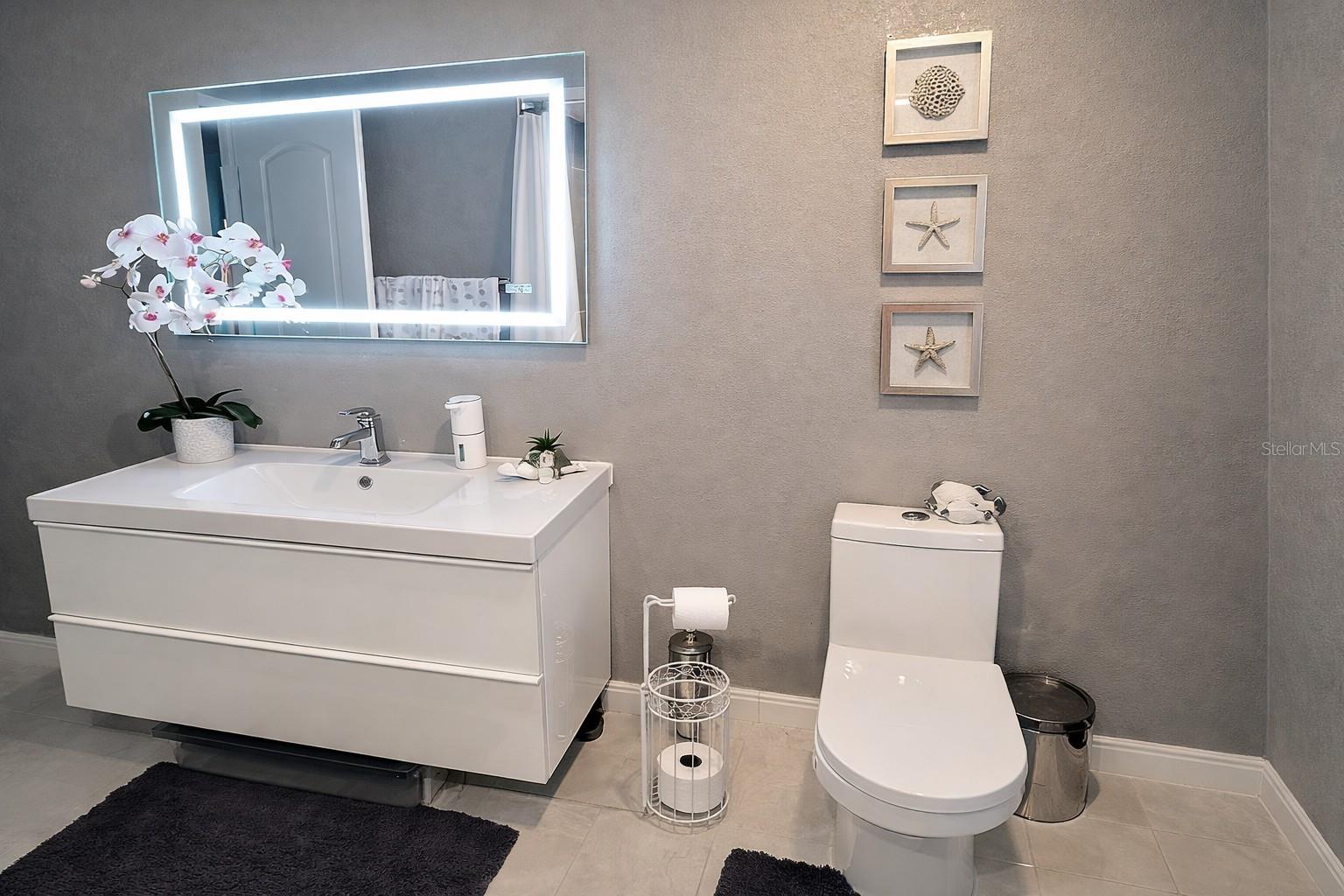 HERITAGE LAKE ESTATES - Residential