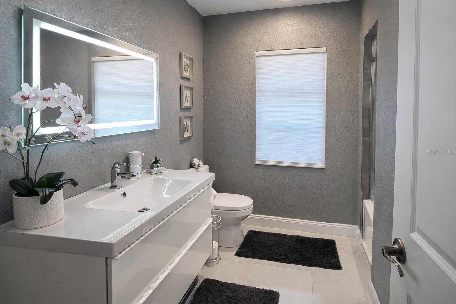 HERITAGE LAKE ESTATES - Residential