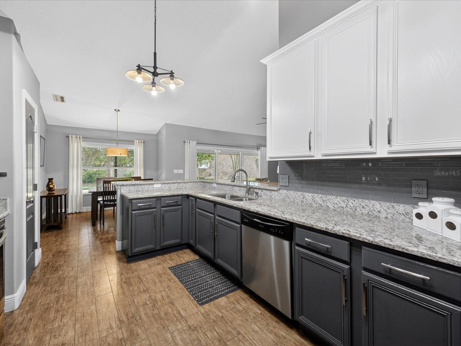 SUSANS LANDING - Residential
