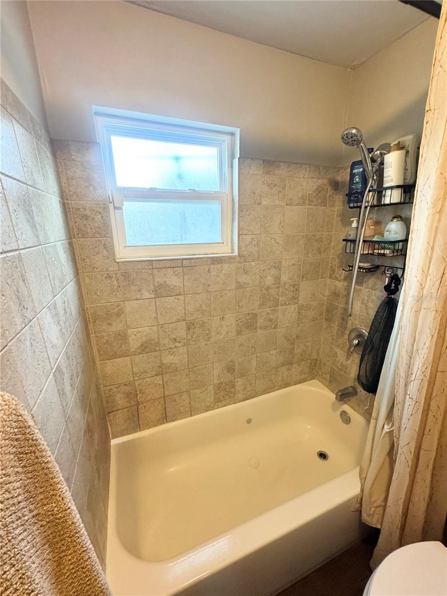 SUNSHINE GARDENS - Residential