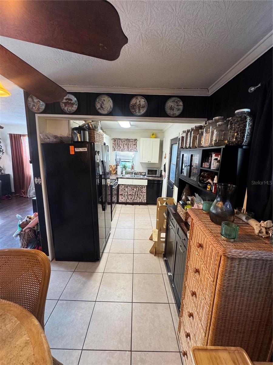 SUNSHINE GARDENS - Residential