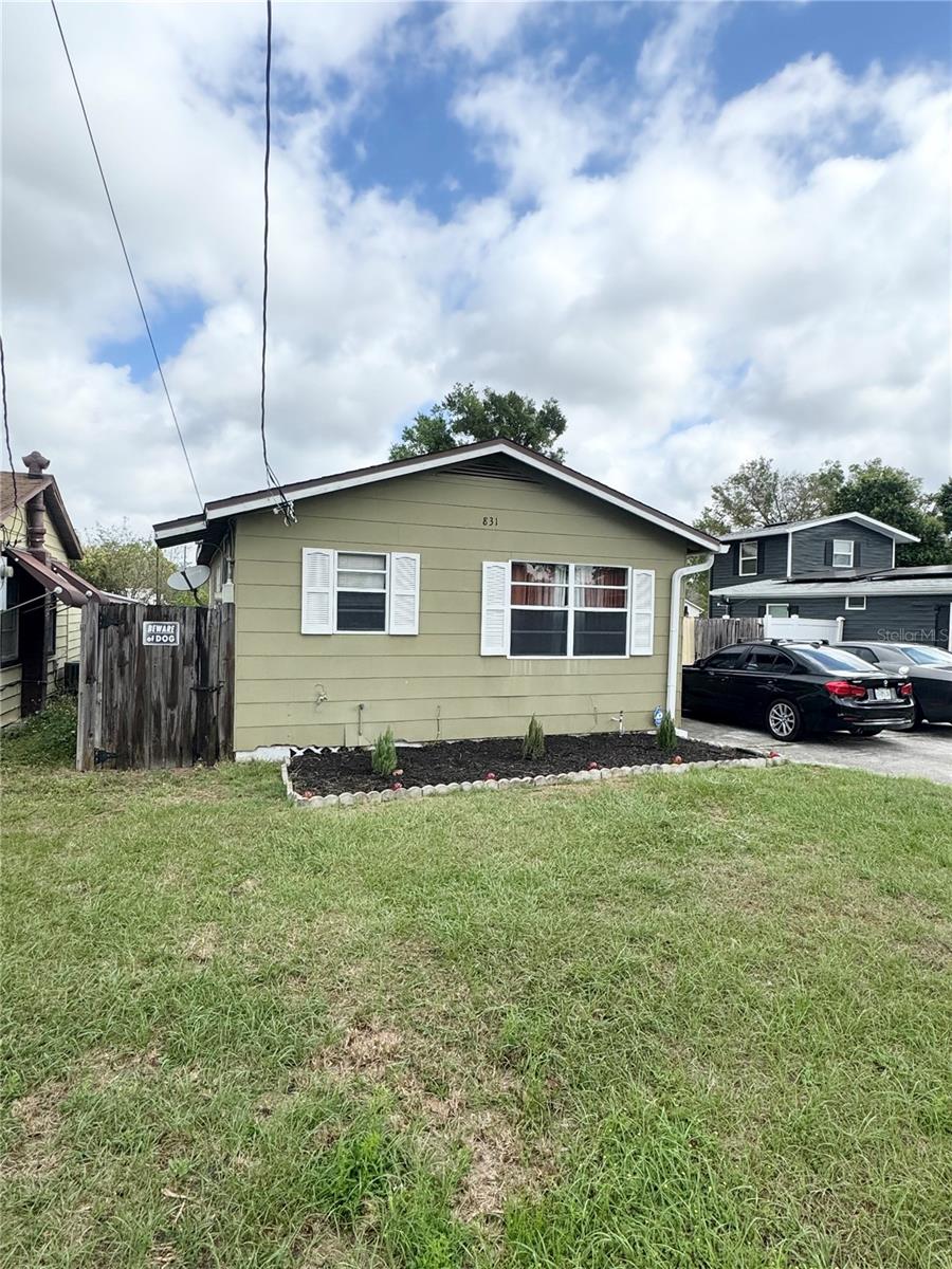 SUNSHINE GARDENS - Residential