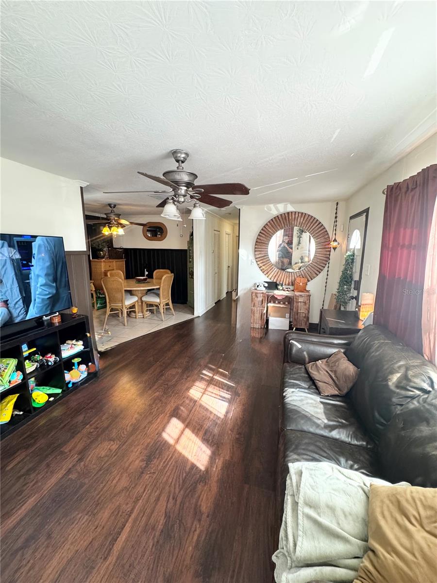 SUNSHINE GARDENS - Residential