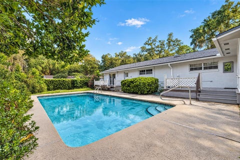 Tiny photo for 2143 SE 3rd Street, Ocala, FL 34471 (MLS # OM734847)
