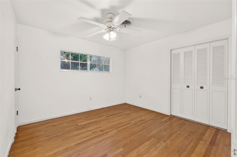 Tiny photo for 2143 SE 3rd Street, Ocala, FL 34471 (MLS # OM734847)