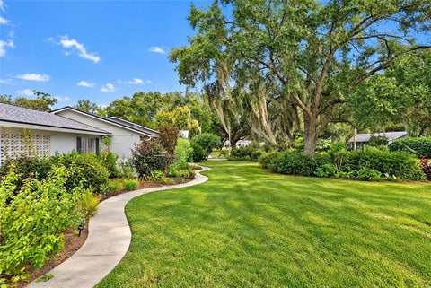 Tiny photo for 2143 SE 3rd Street, Ocala, FL 34471 (MLS # OM734847)