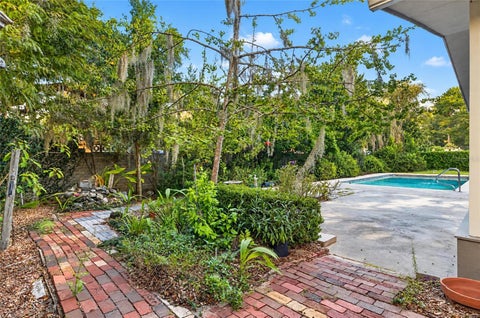 Tiny photo for 2143 SE 3rd Street, Ocala, FL 34471 (MLS # OM734847)