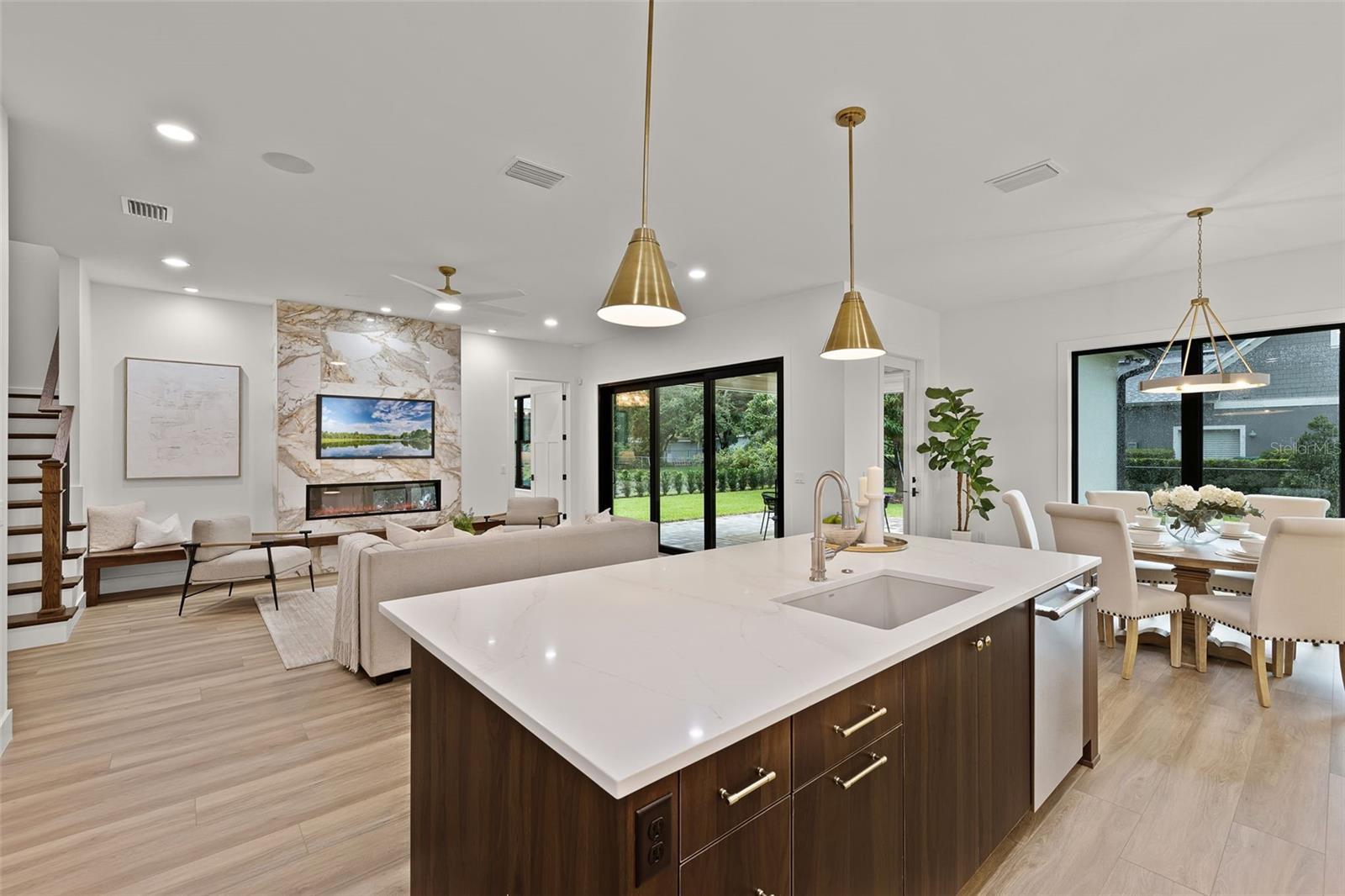 SHOWALTER PARK - Residential