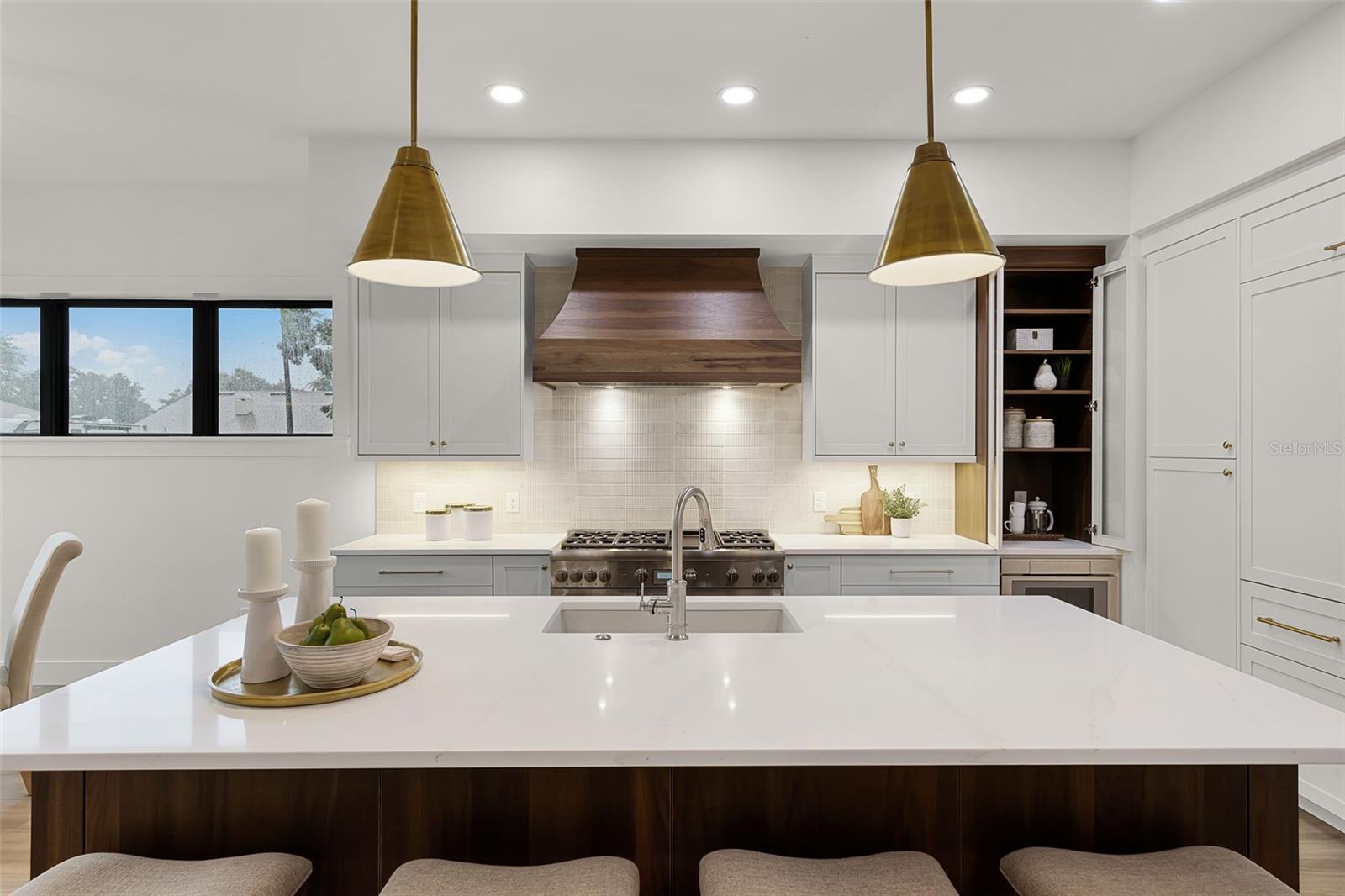 SHOWALTER PARK - Residential
