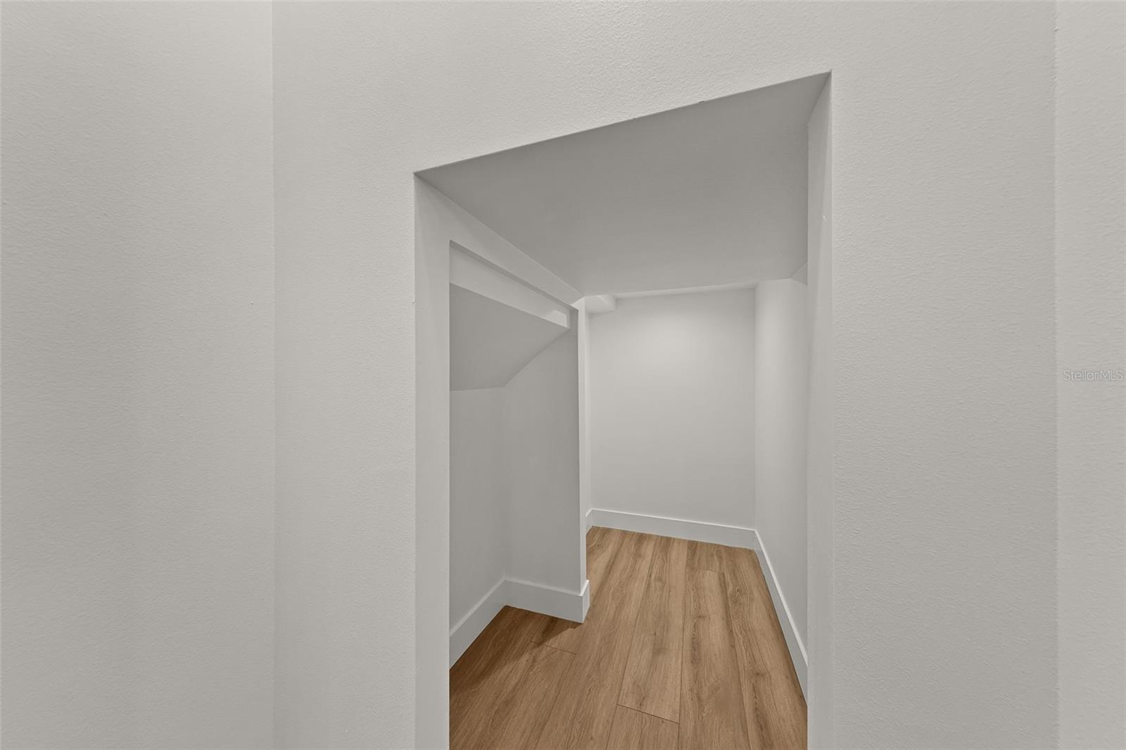 SHOWALTER PARK - Residential