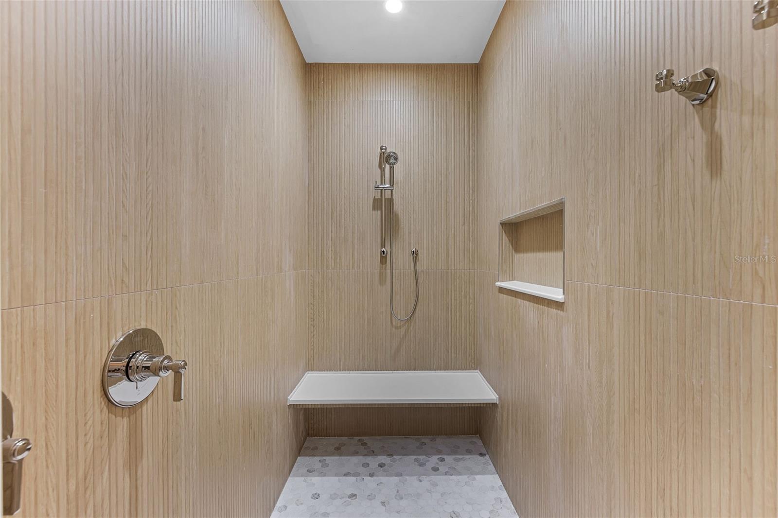 SHOWALTER PARK - Residential
