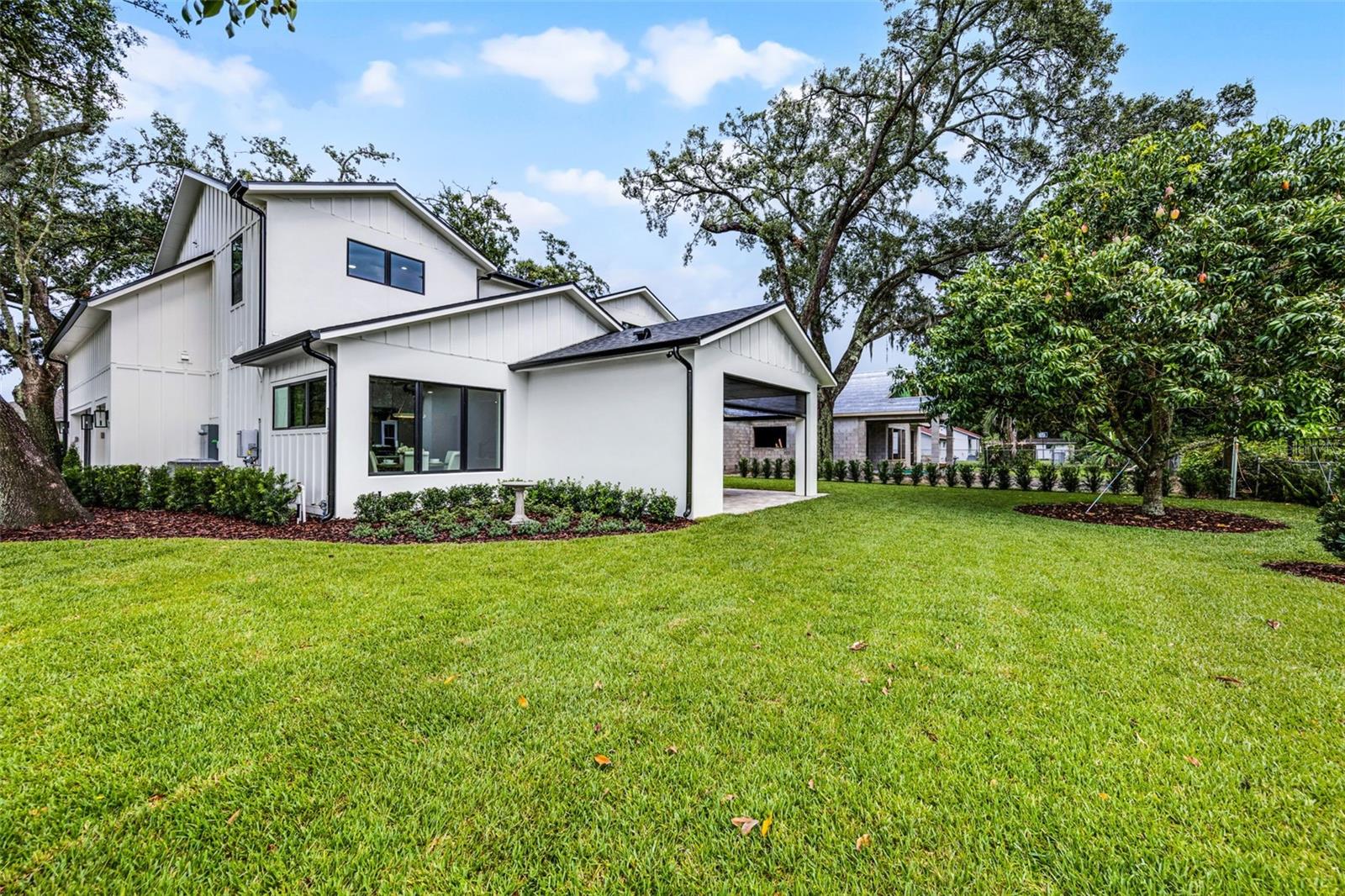 SHOWALTER PARK - Residential