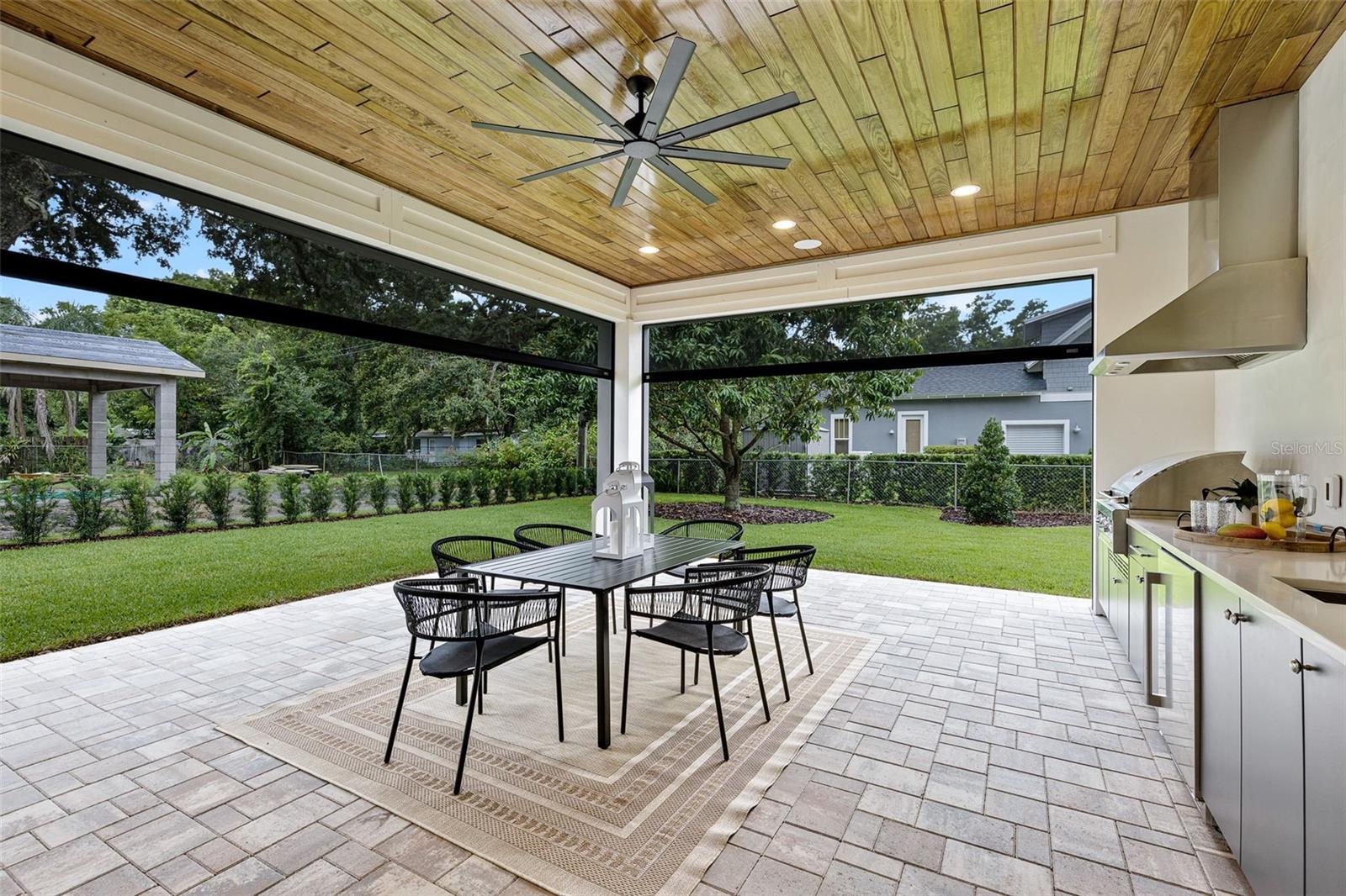 SHOWALTER PARK - Residential