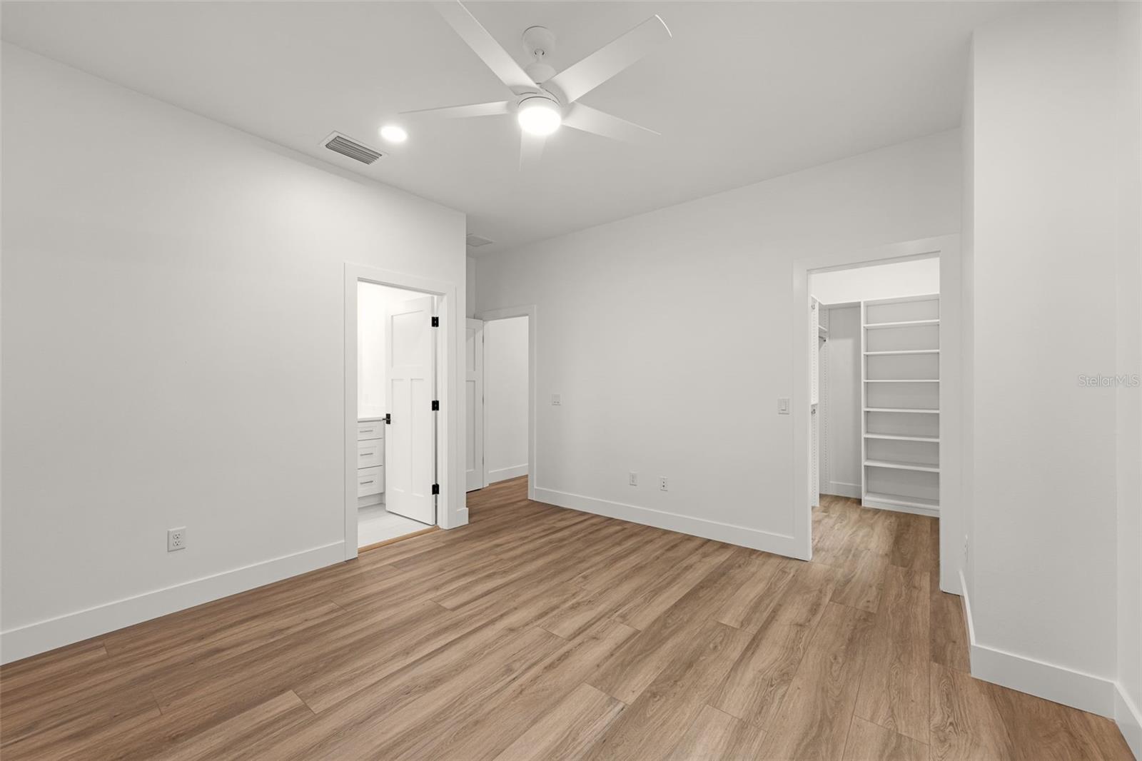 SHOWALTER PARK - Residential