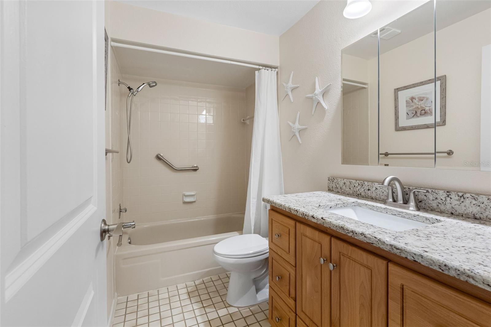 CHATEAUX WOODS CONDO - Residential