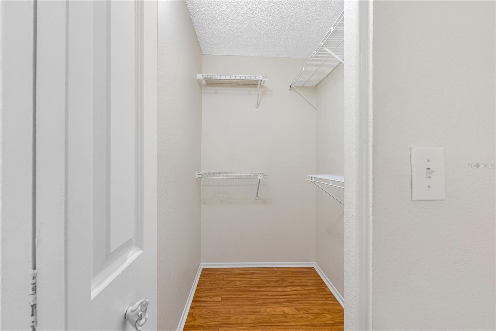 CHATEAUX WOODS CONDO - Residential