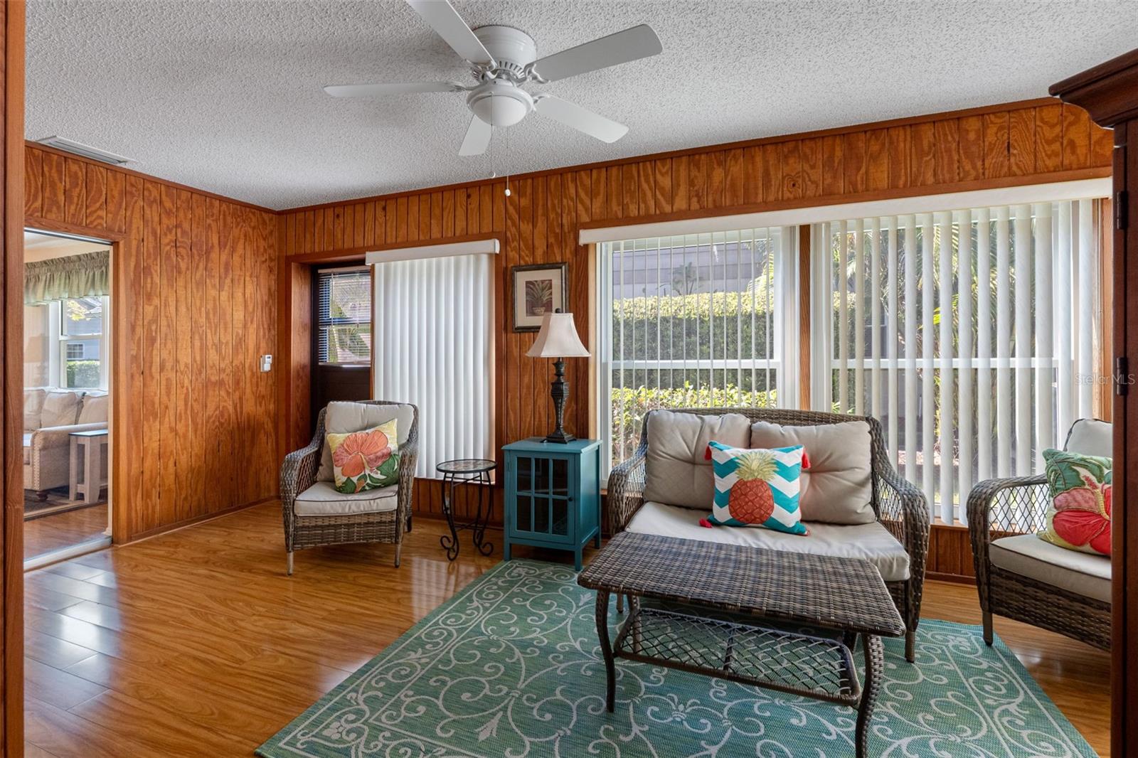 CHATEAUX WOODS CONDO - Residential