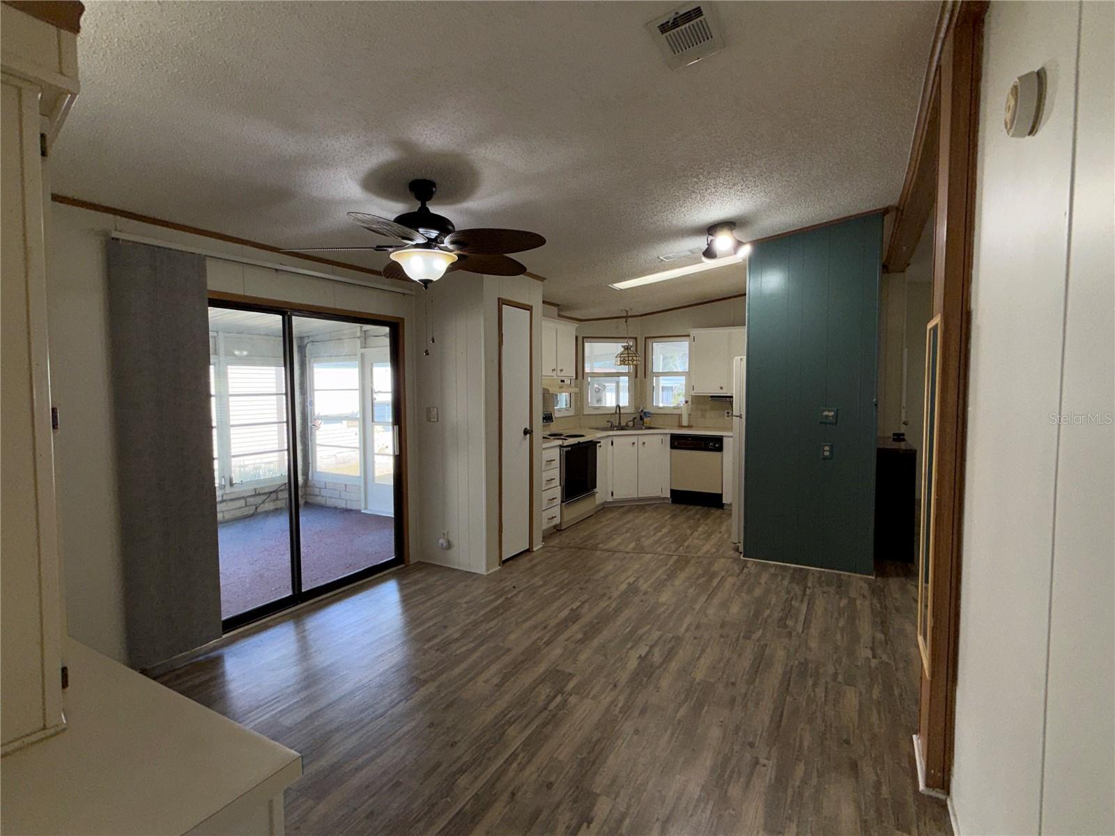 TIMBER LAKE ESTATES - Residential