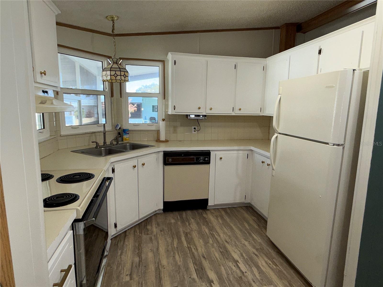 TIMBER LAKE ESTATES - Residential