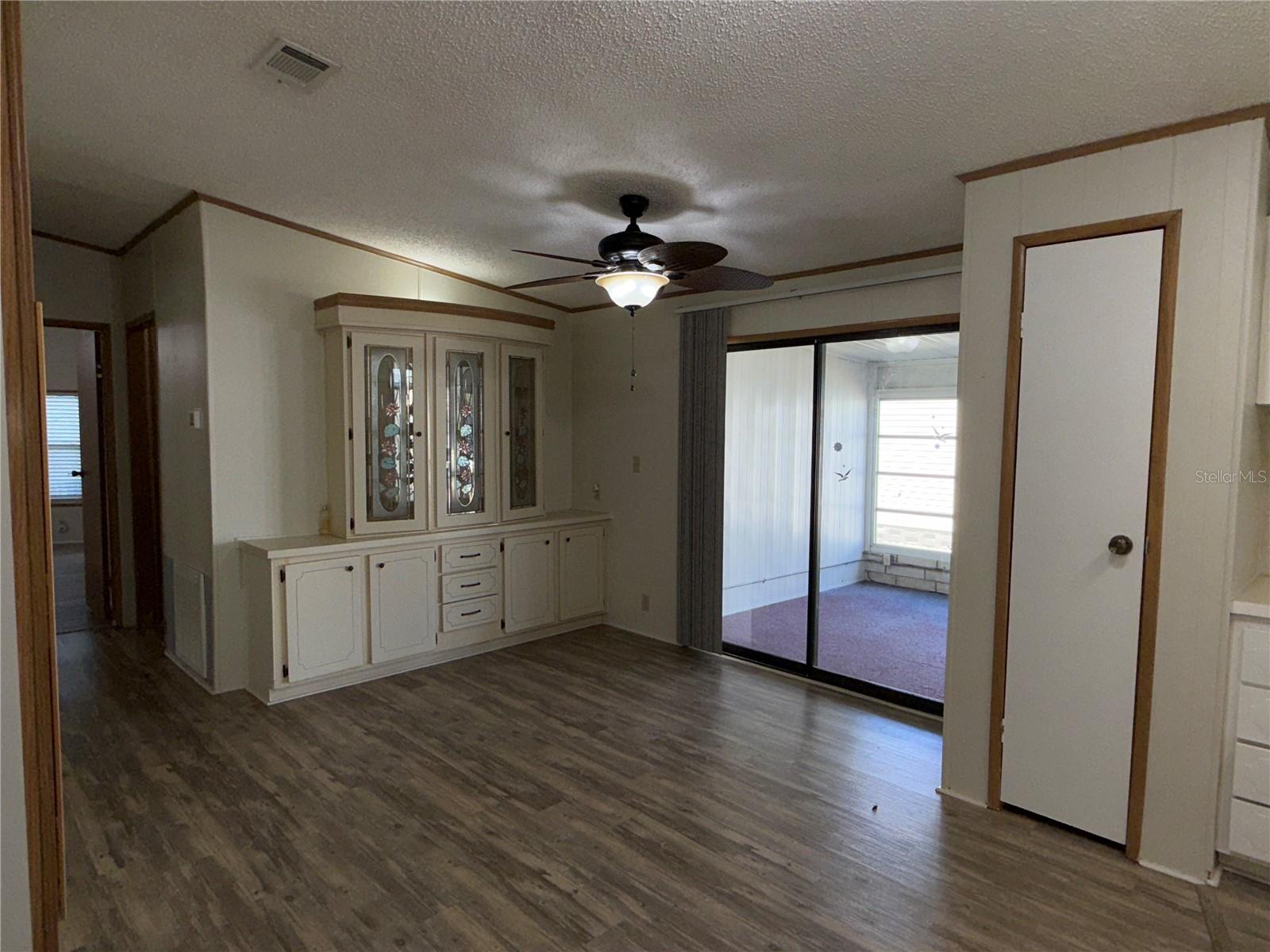 TIMBER LAKE ESTATES - Residential