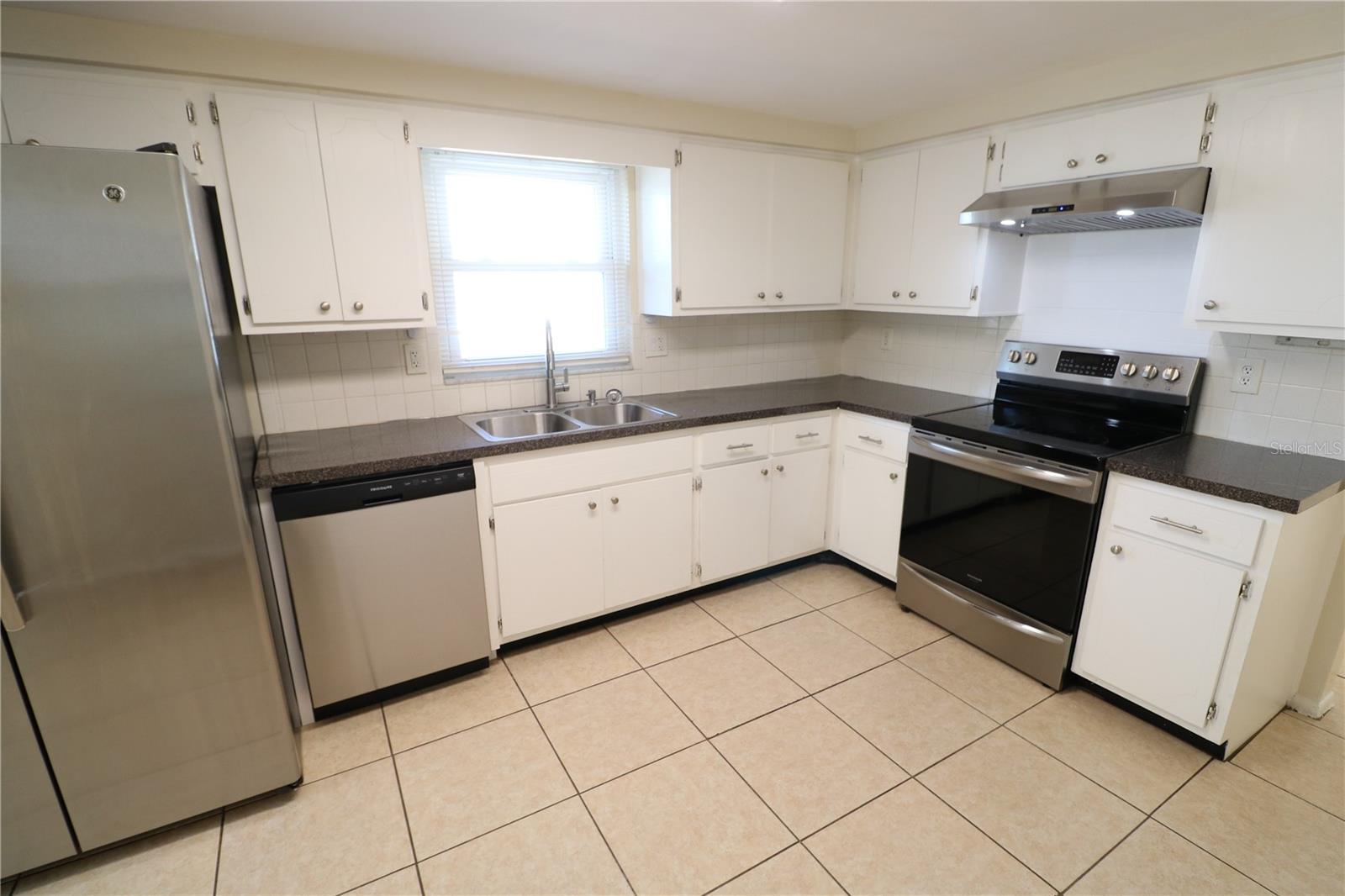 PALM TERRACE GARDENS - Residential Lease