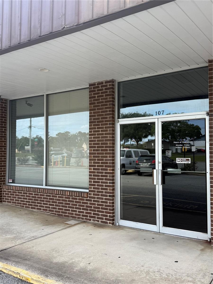 GARYS ADD - Commercial Lease