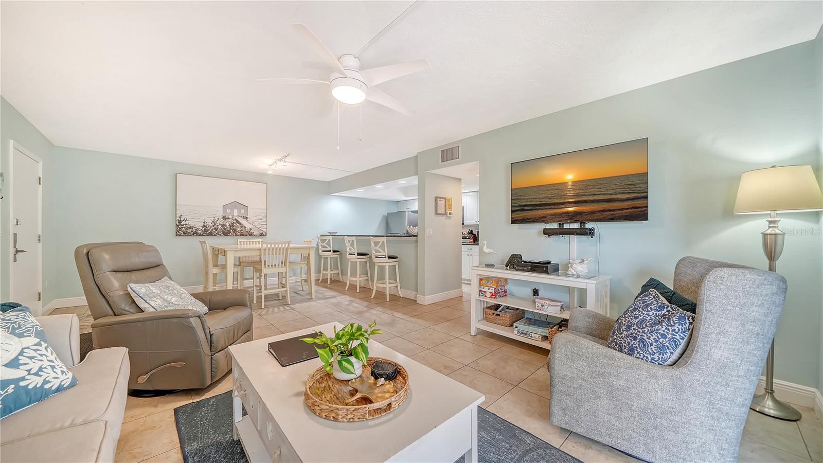 MCCALLS BEACH CASTLE - Residential
