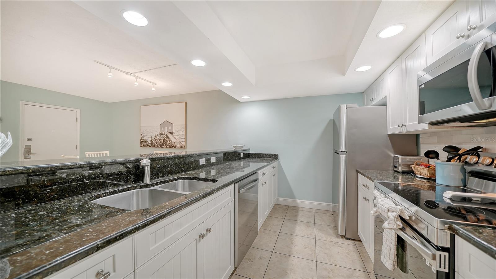MCCALLS BEACH CASTLE - Residential