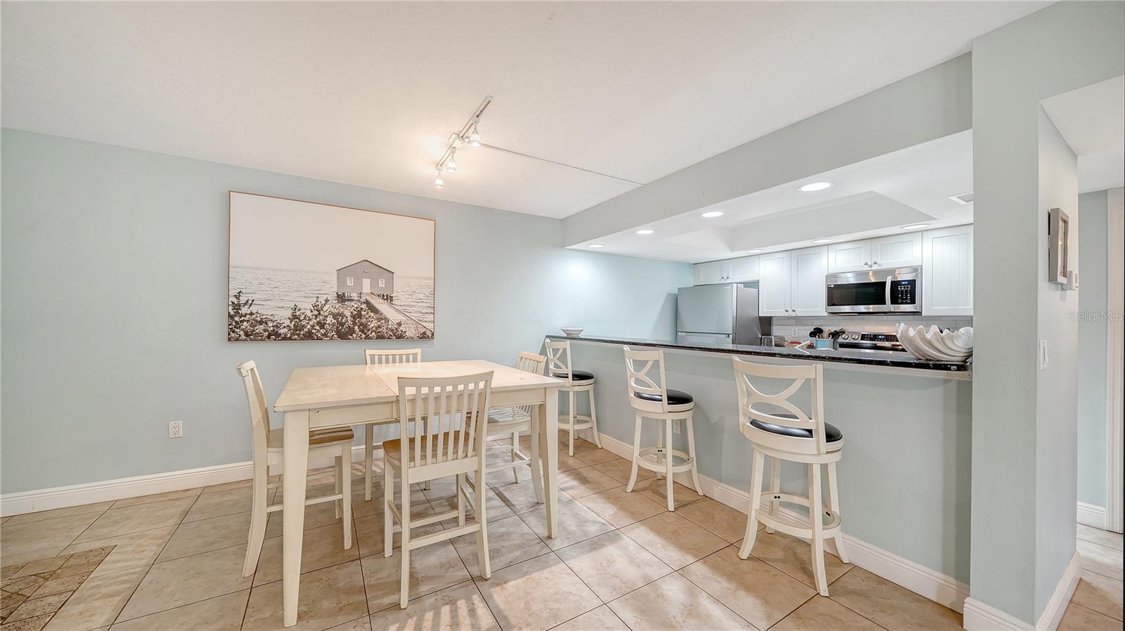 MCCALLS BEACH CASTLE - Residential
