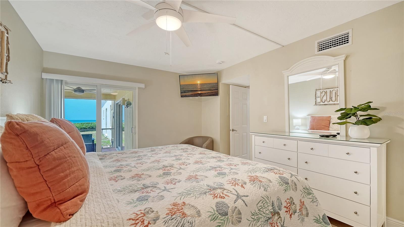 MCCALLS BEACH CASTLE - Residential