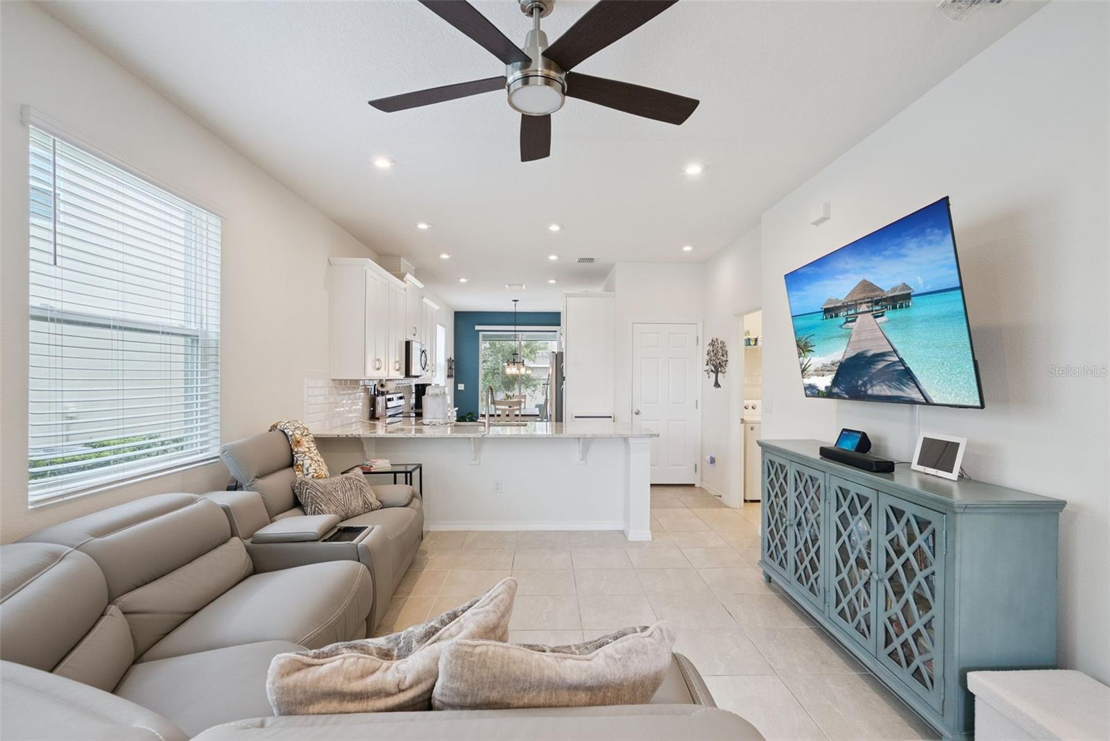 2941 ANGELONIA THORN WAY
