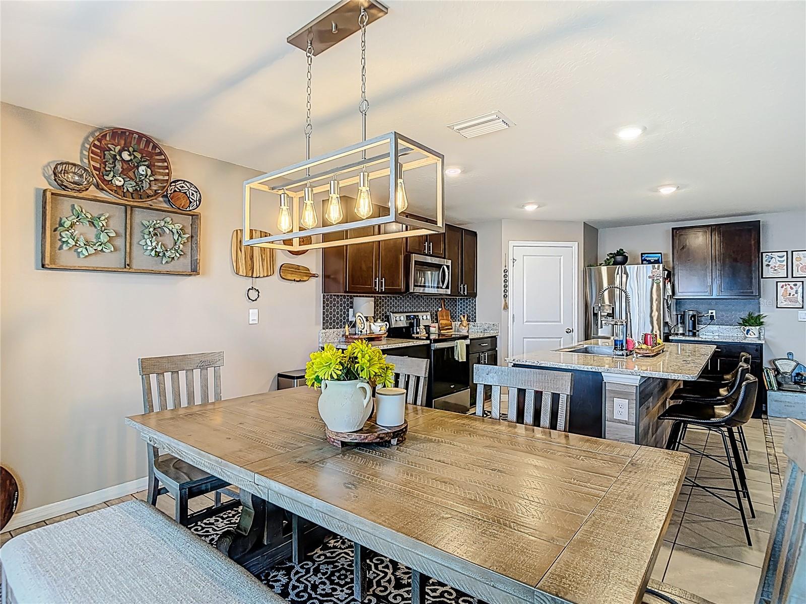 ABBOTT PARK - Residential