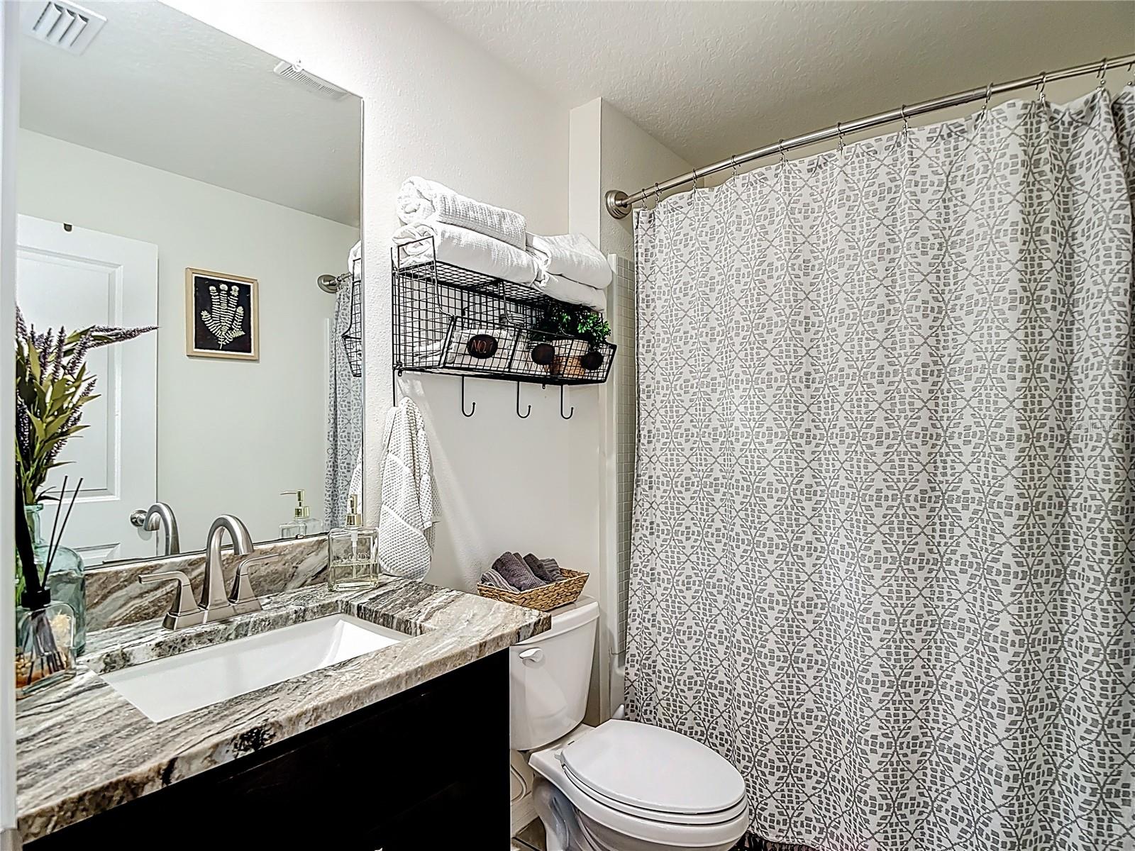 ABBOTT PARK - Residential