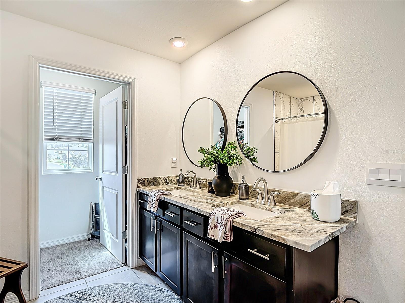 ABBOTT PARK - Residential