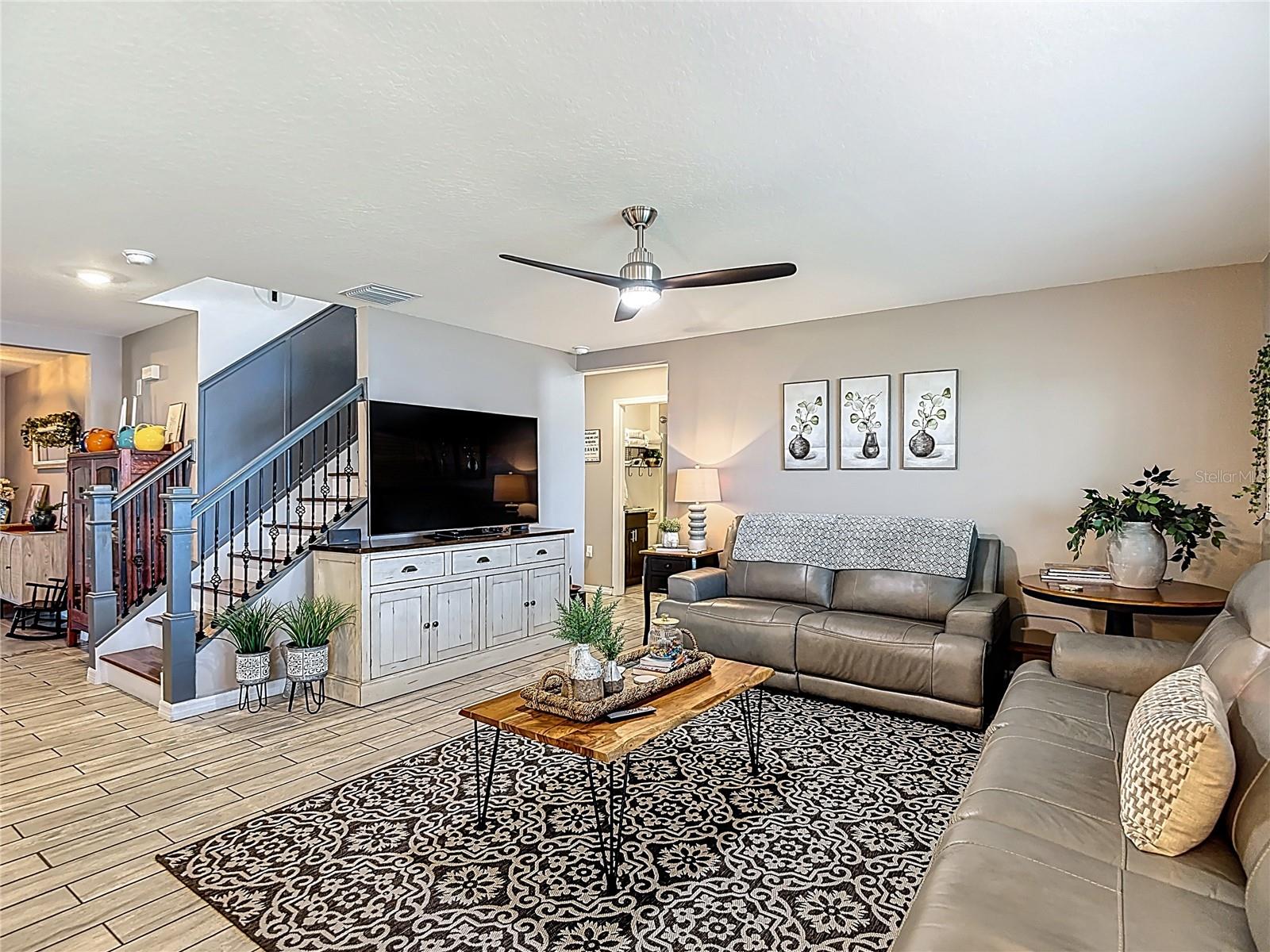 ABBOTT PARK - Residential