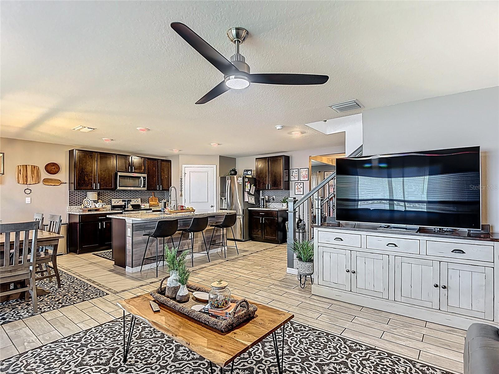 ABBOTT PARK - Residential