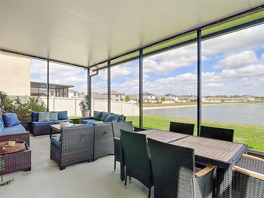 Photo of 38287 Sonnet Landing Avenue, Zephyrhills, FL 33540 (MLS # TB8488072)