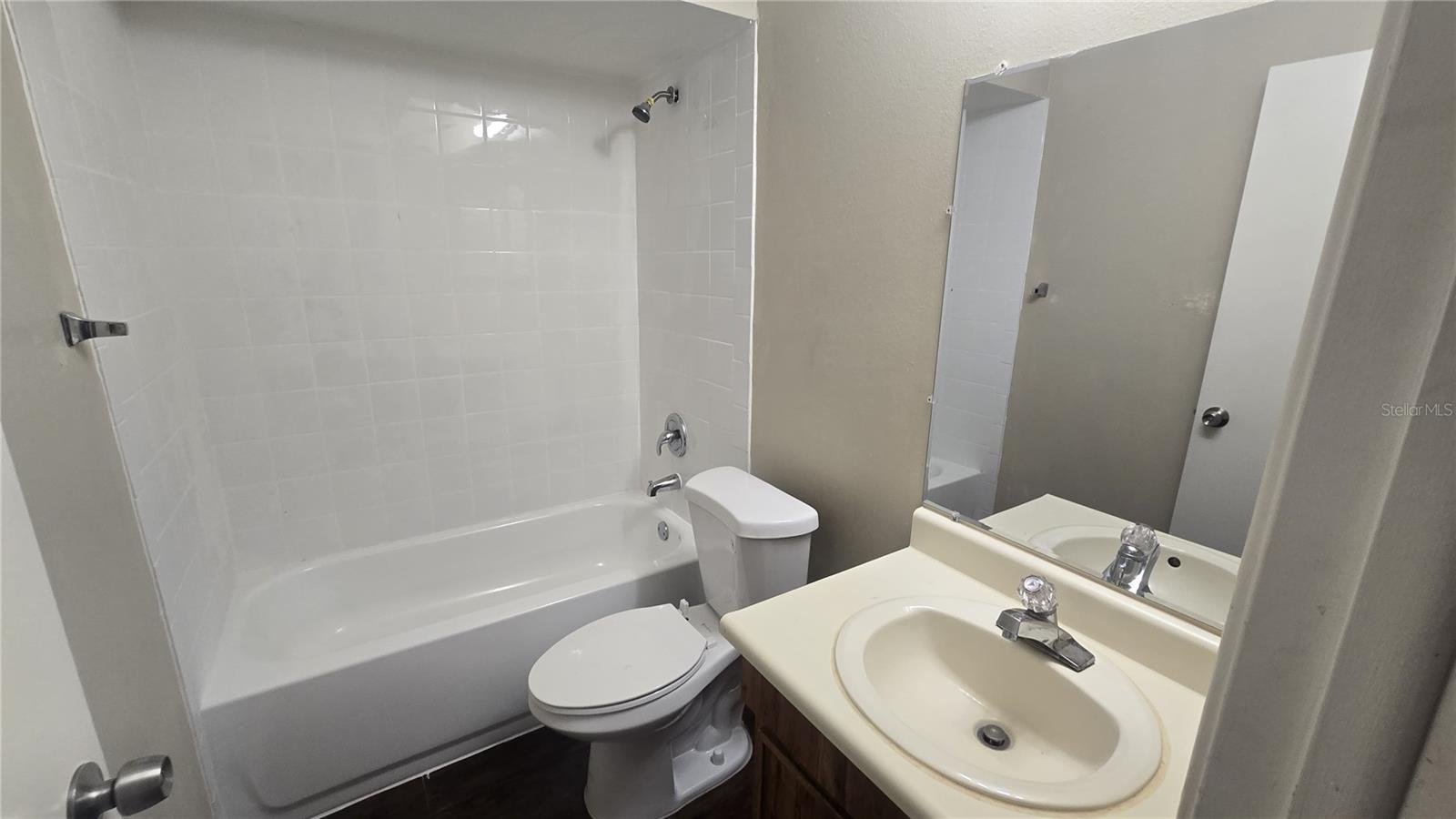 HEATHER LAKES UNIT VII - Residential