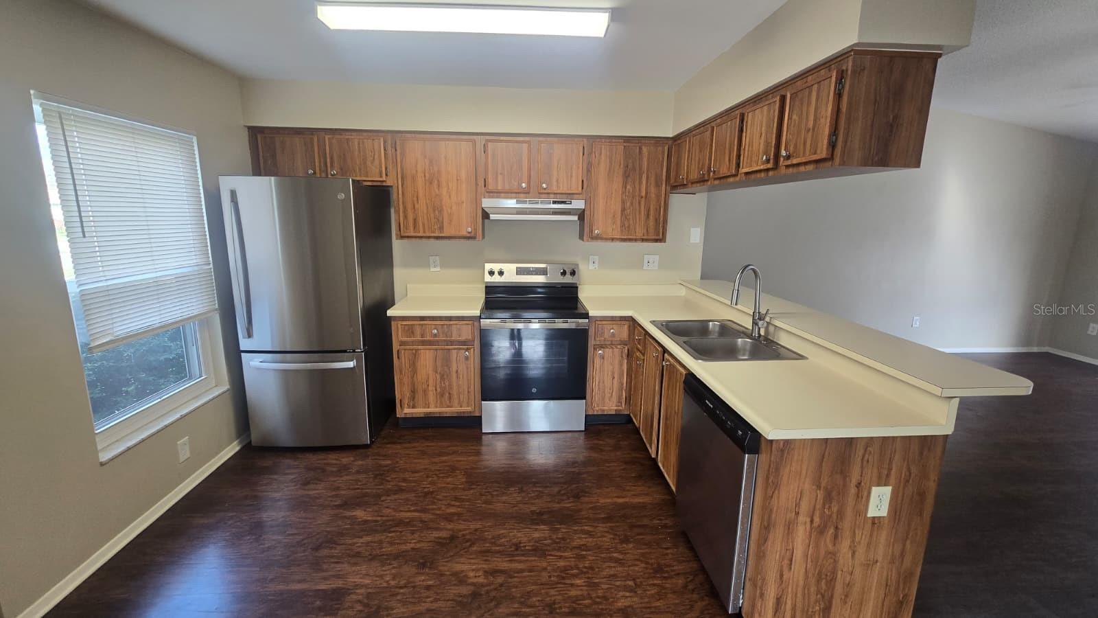 HEATHER LAKES UNIT VII - Residential