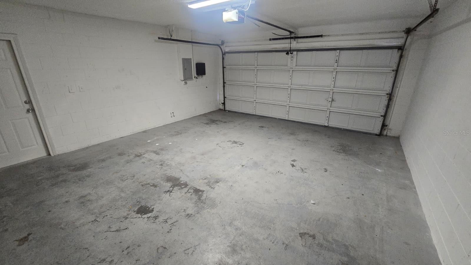 HEATHER LAKES UNIT VII - Residential