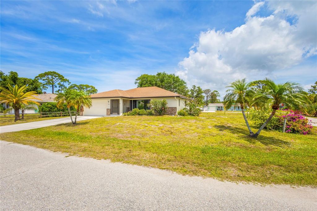 Photo of 420 Duke Road, Venice, FL 34293 (MLS # A4692524)