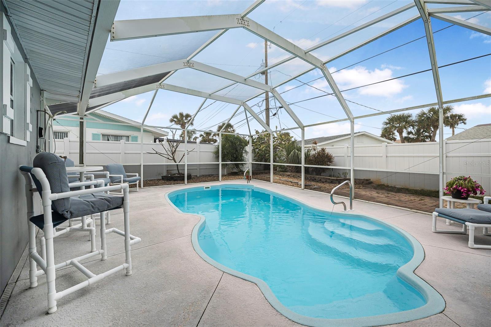 15 LONGFELLOW CIRCLE
