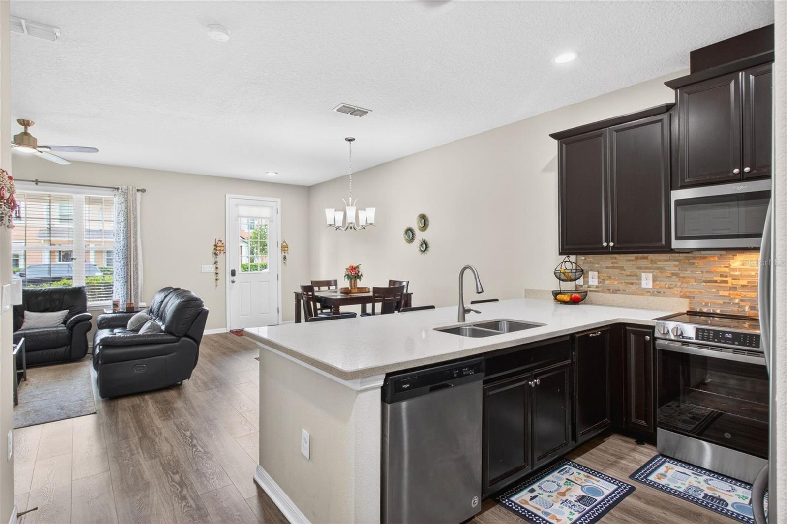 2535 FASSONA DRIVE