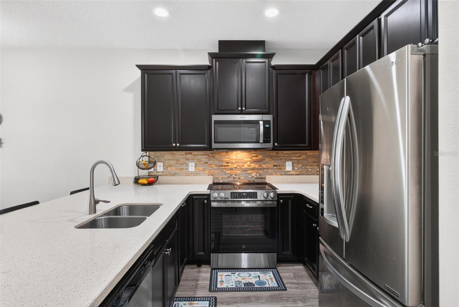 2535 FASSONA DRIVE